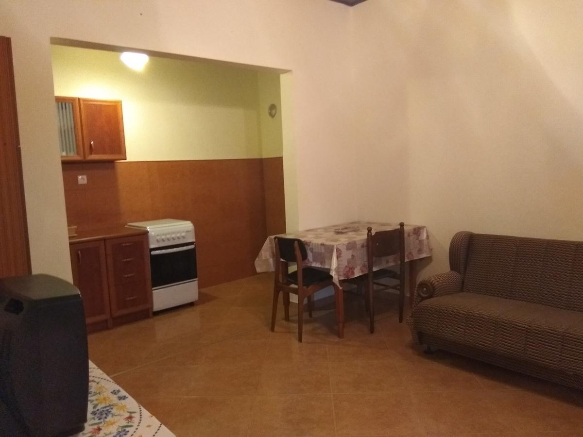 באר Apartman "Marko" מראה חיצוני תמונה